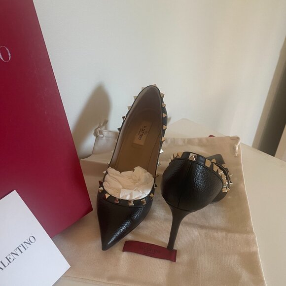 Valentino Garavani Black Studded Heels - Picture 11 of 11